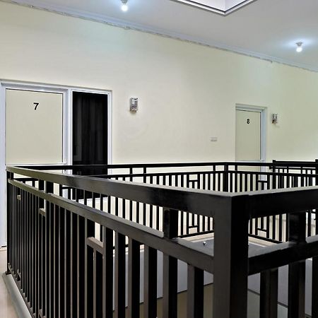 Homestay Danesti Syariah Near Bandara Sultan Hasanuddin Makassar Dış mekan fotoğraf